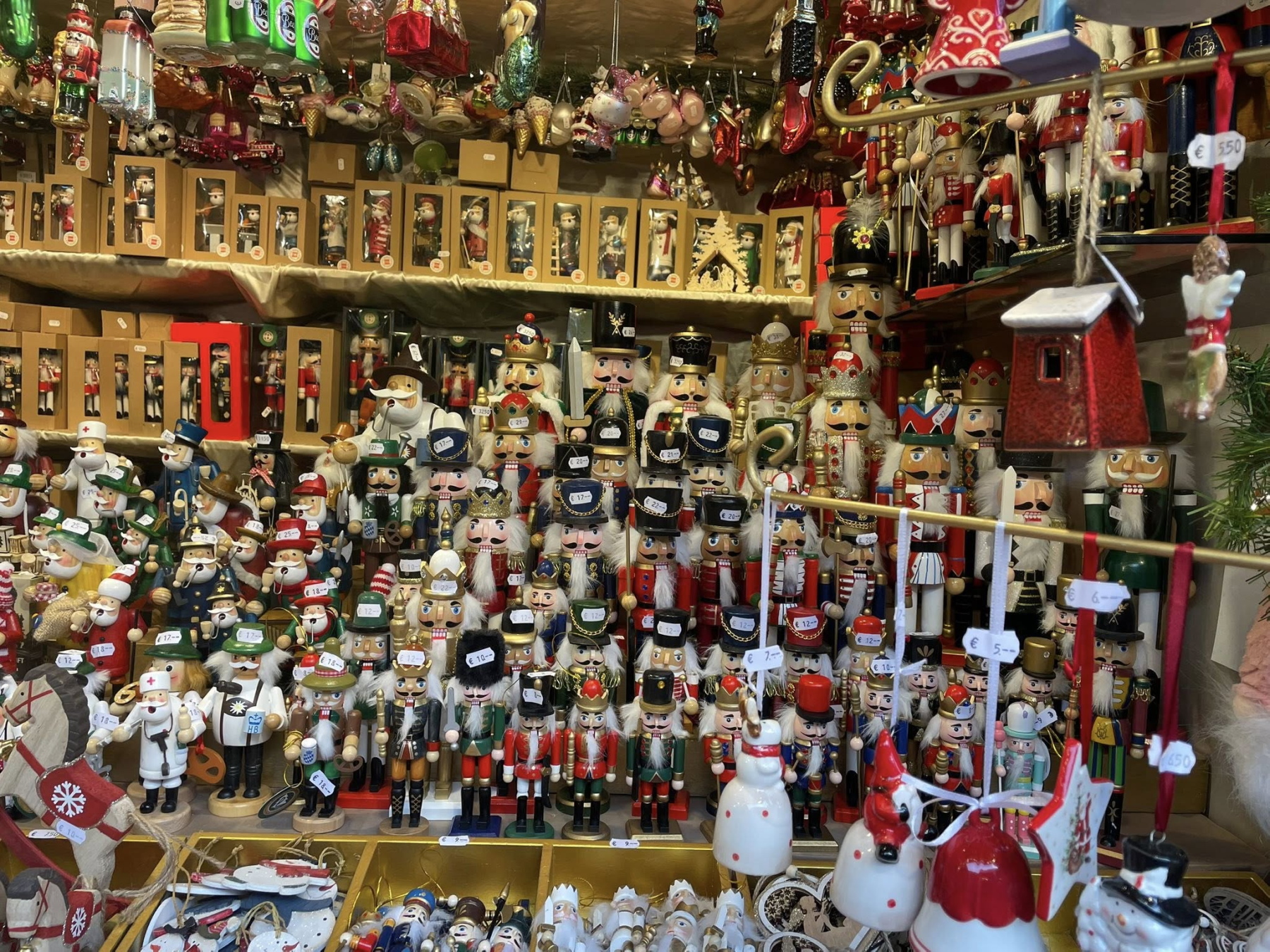 christmas market in Marienplatz